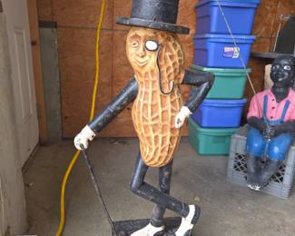 1970's CAST IRON MR. PEANUT POLE SITTER