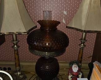Amber Hobnail