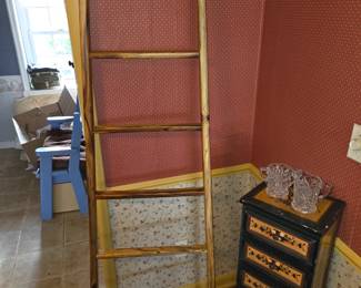 Blanket-Quilt ladder