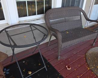 Wicker-Metal table