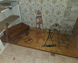 Wagon-Holders