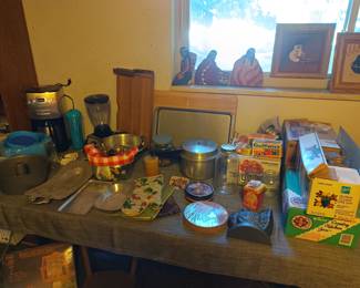 More kitchen