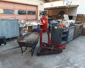 So much garage stuff