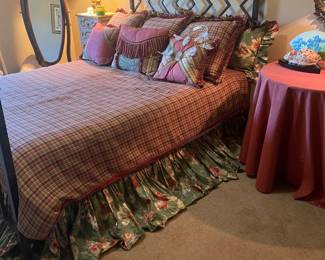 Queen bed ….queen bedding 