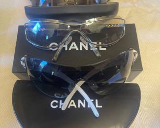 CHANEL SUN GLASSES