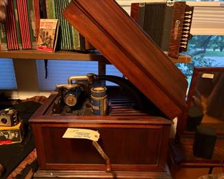 Gorgeous old music box