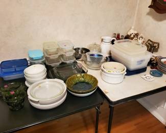 Kitchen items and glassware