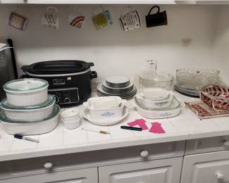 Some small kitchen appliances and lots of Pyrex and other glassware