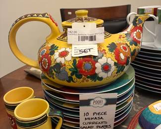 10 Piece Mikasa Currents Salad Plates, Veramica Bariloche Teapot & Cup Set