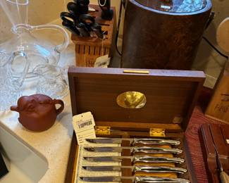 Carvel Hall Cutlery Set, Ice Bucket, 9PC Wusthof Trident Knife Set