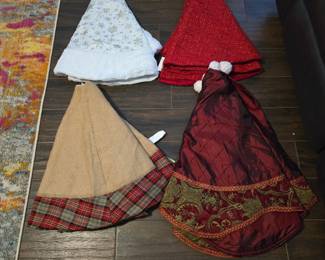 Tree skirts