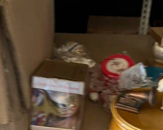 A blurry picture I should delete… 
I used to be a  crastinator but I recently went pro! I’ll take care of this later.