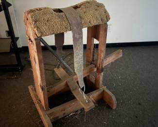 Saddle stand… if your saddle is tired is sitting, it can stand here.