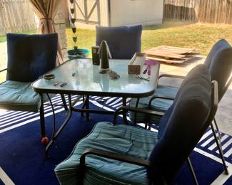 Patio set 