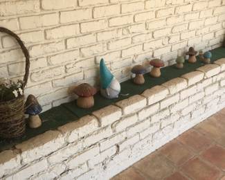 Mushrooms and gnomes 