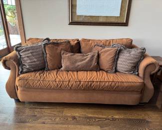 28 HomeWearSuedeSofawDownFeatherCushionsGreatCondition