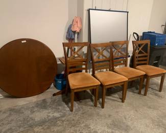 Vintage kitchen table and 4 chairs