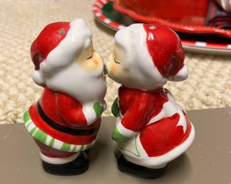 Kissing cuties!!