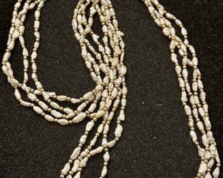 14K Gold & Freshwater Pearl Necklace