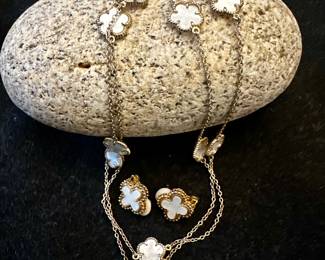 Fashion Necklace & Earrings Set