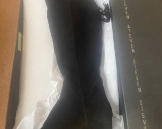 Ladies Steven Larkin tall boots 8M *NEW*