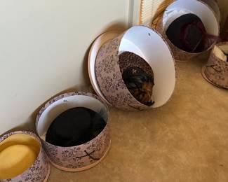 Vintage SPECTACULAR signed Paris hats. 