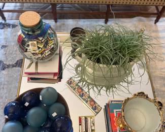 Great coffee table accessories