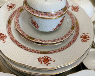 Beautiful 75 piece Herend Rust Chinese Bouquet