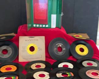 Ultimate Dice Card Game And 45 Vinyls