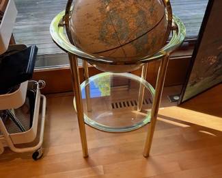 Globe
