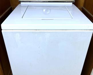 Early to mid 1960s Maytag Clothes Washing Machine