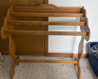 Wooden Quilt Rack