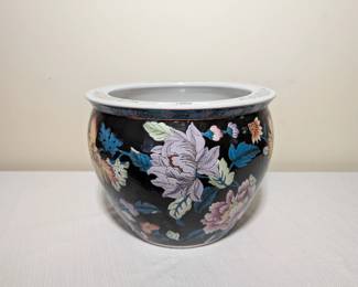 Floral Motif Porcelain Vase