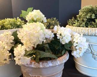 Greenery, Floral, With Four Lightweight Containers