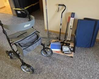Drive F22 Like New Rollator Walker And Other Medical Equipment