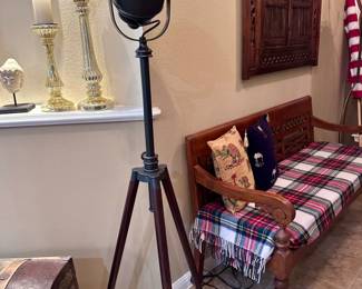 228Oct 08 2025 01 02am6u6H