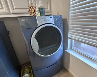 268Oct 22 2025 09 45pm8F5J