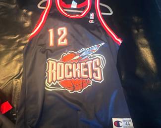 319Oct 23 2025 09 56pmVhFB