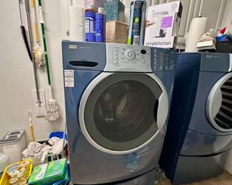 238Oct 08 2025 01 08amdZSf