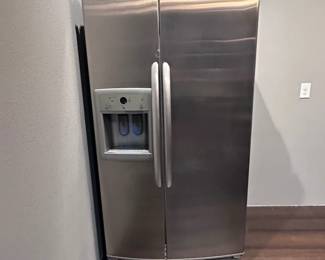 152Oct 22 2025 02 17amhrNc