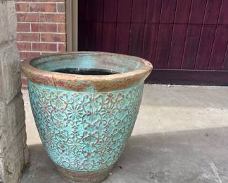 142Oct 07 2025 02 41pmYTqH