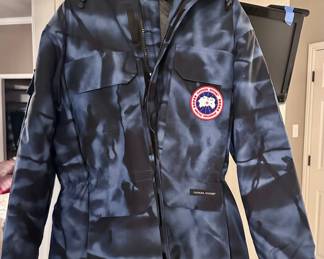 203Oct 08 2025 12 52amkRZH