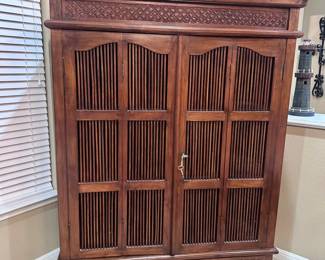 198Oct 08 2025 12 49am8fMb