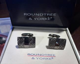 195Oct 22 2025 08 41amsnVN