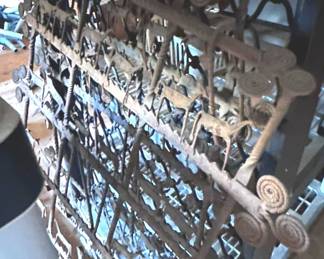 97Oct 21 2025 10 37pmdhov