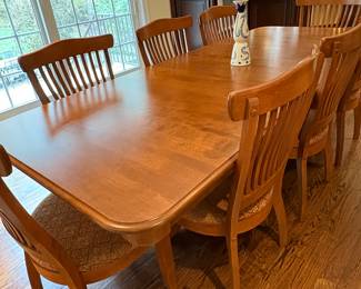 Canadel dining table and chairs