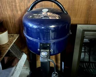 CHARBROIL PATIO CADDY GRILL