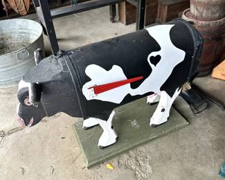 COW MAILBOX