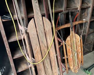 VINTAGE SLEDS