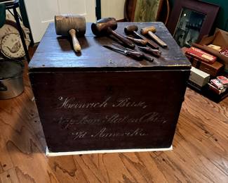 LARGE IMMIGRANT CHEST